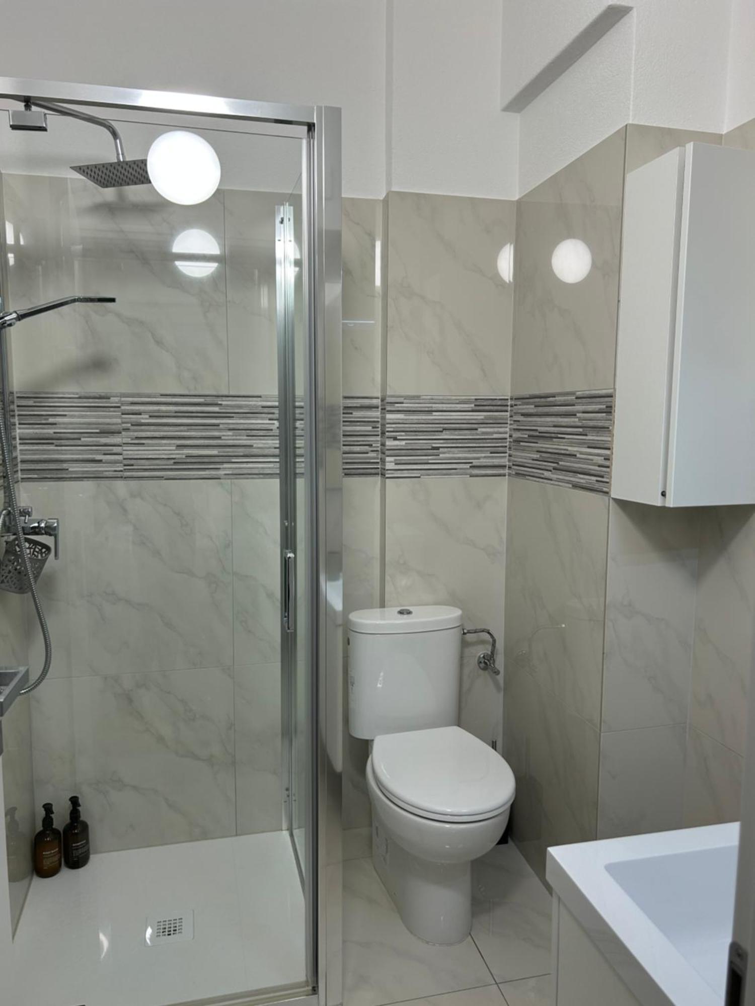 *Veranda'S Rooms* - Free Parking In Central Lugano Exterior photo
